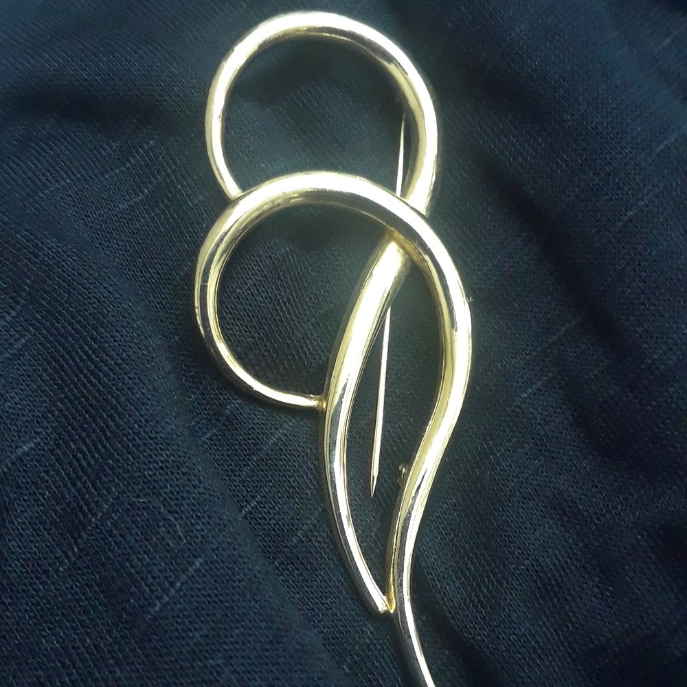 Heirloom Brooch